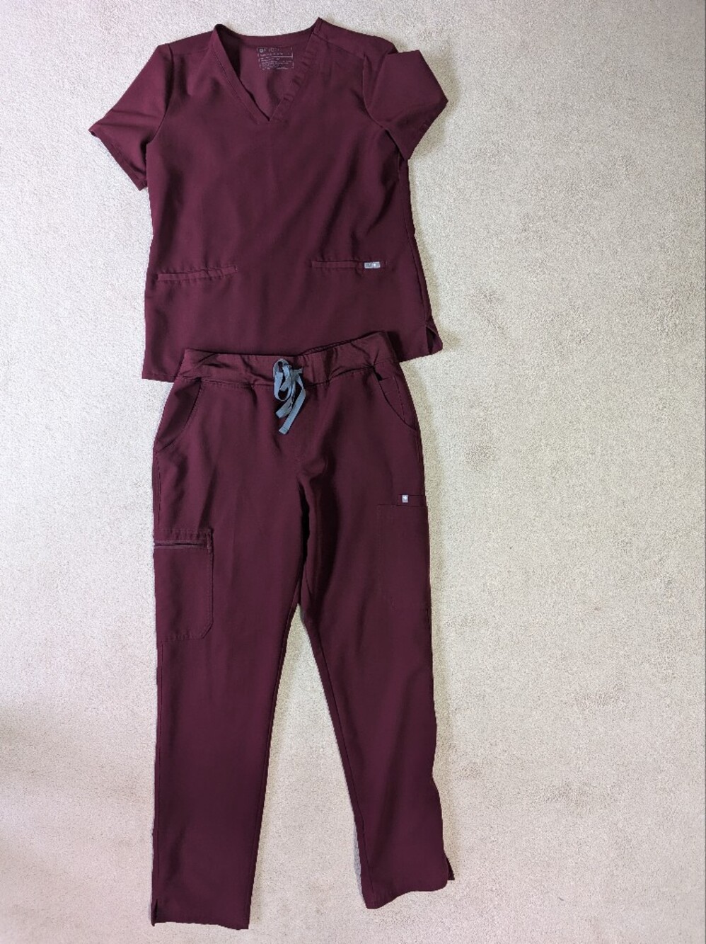 FIGS Scrub Set Pants And Top - Burgundy Sz large